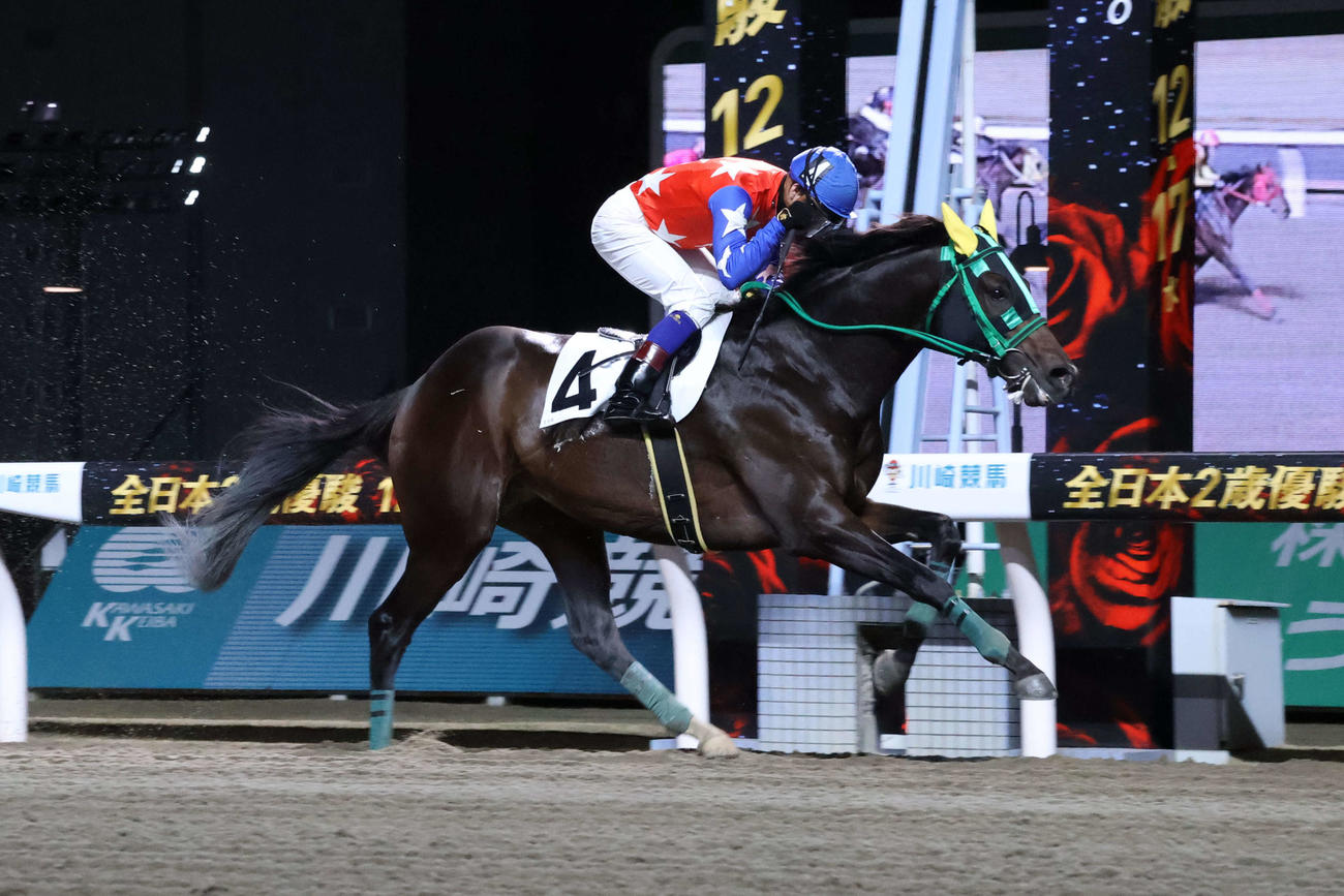 川崎11Rをラティサワーで制し、大井の御神本訓史騎手は地方競馬通算3000勝を達成