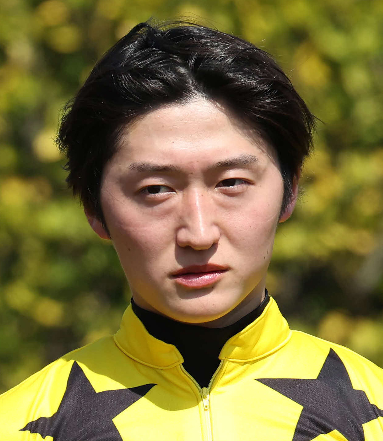 鮫島克駿騎手（2025年3月撮影）