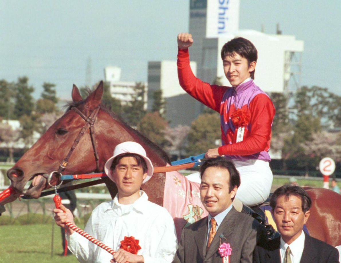 99年桜花賞を制したプリモディーネと福永祐一騎手