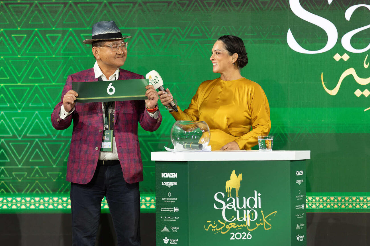 枠順抽選に臨んだ矢作師（（C）Jockey Club of Saudi Arabia／Neville Hopwood）
