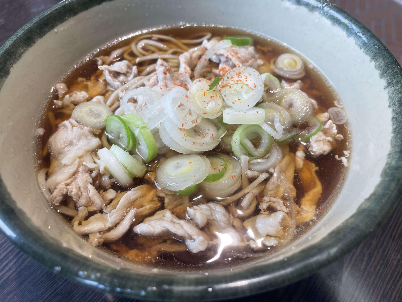 立川志らく師匠も愛する梅屋の人気メニュー「肉南そば」