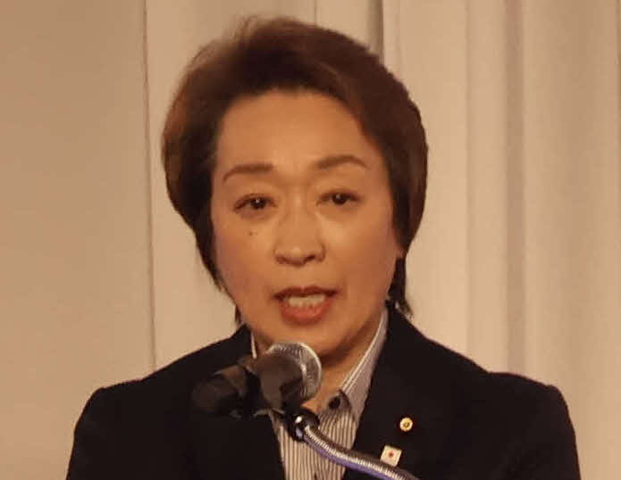 NARグランプリであいさつする橋本聖子参議院議員（撮影・牛山基康）