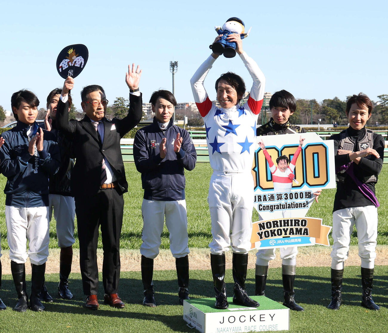 JRA通算3000勝を達成した横山典騎手（撮影・丹羽敏通）