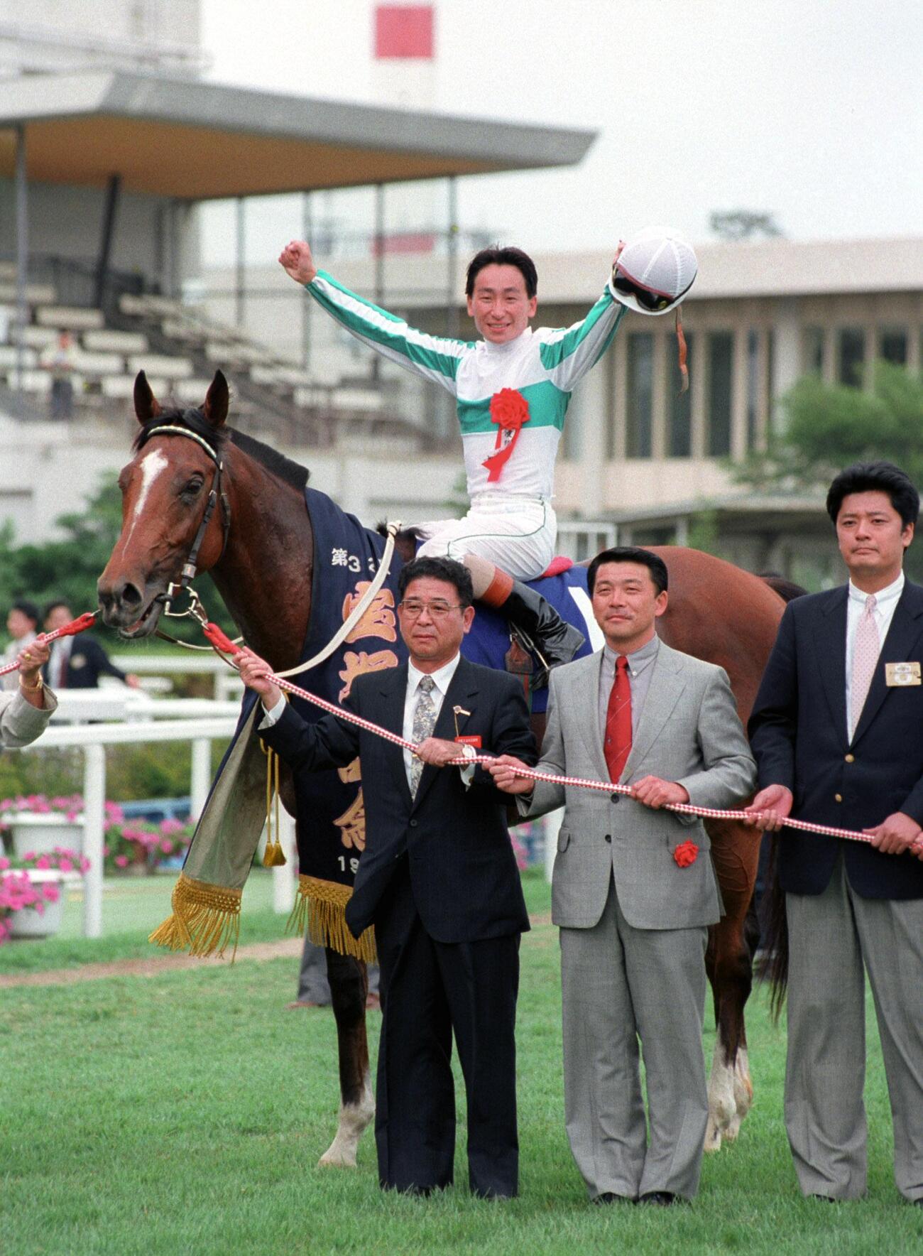 91年6月、宝塚記念を制した横山典騎手とメジロライアン