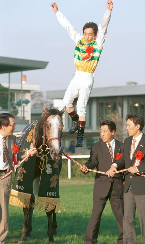 横山典騎手通算3000勝達成！性別ごとの勝ち星 - 競馬写真ニュース