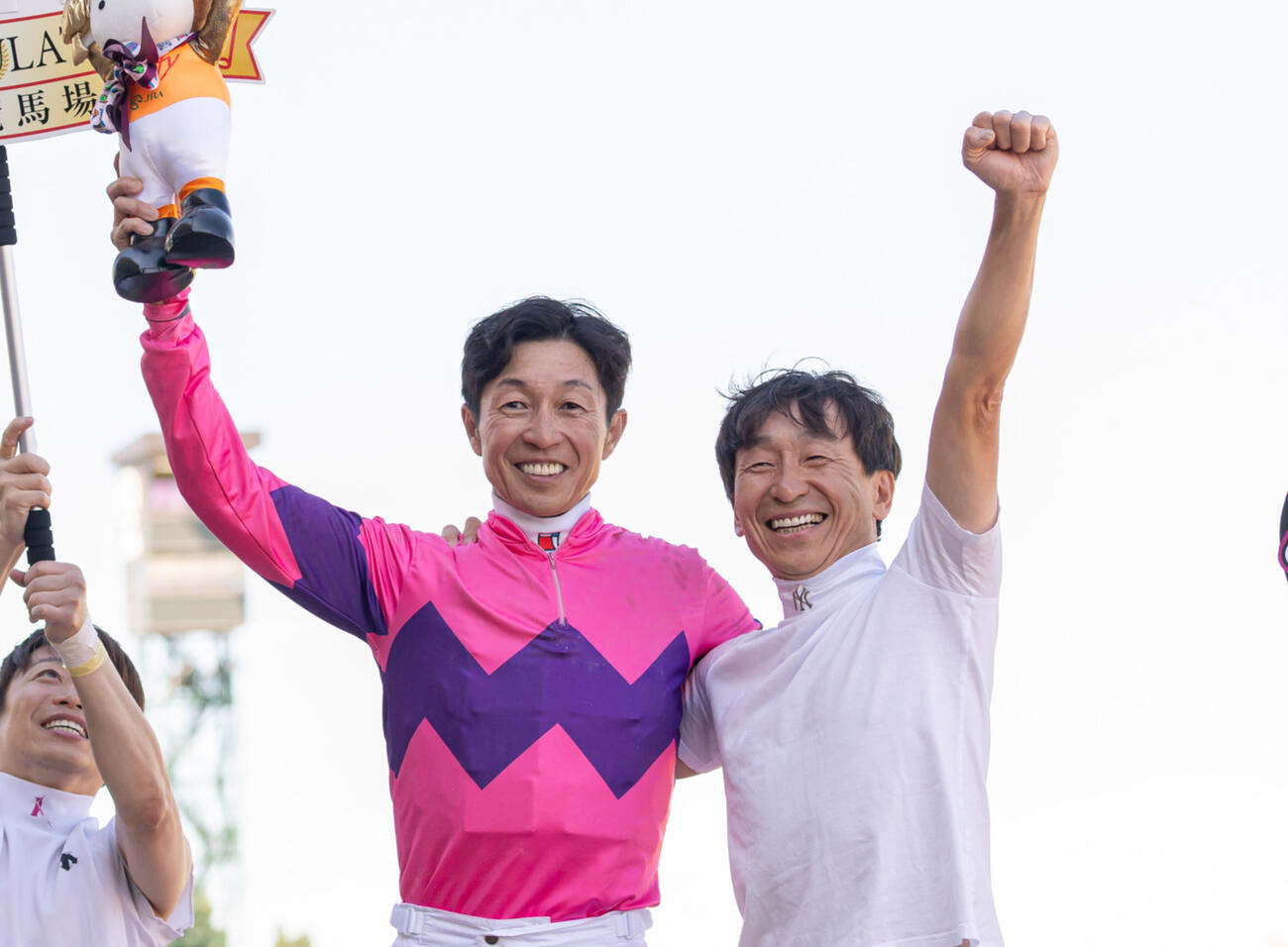 武豊騎手（左）と横山典弘騎手（2025年撮影）