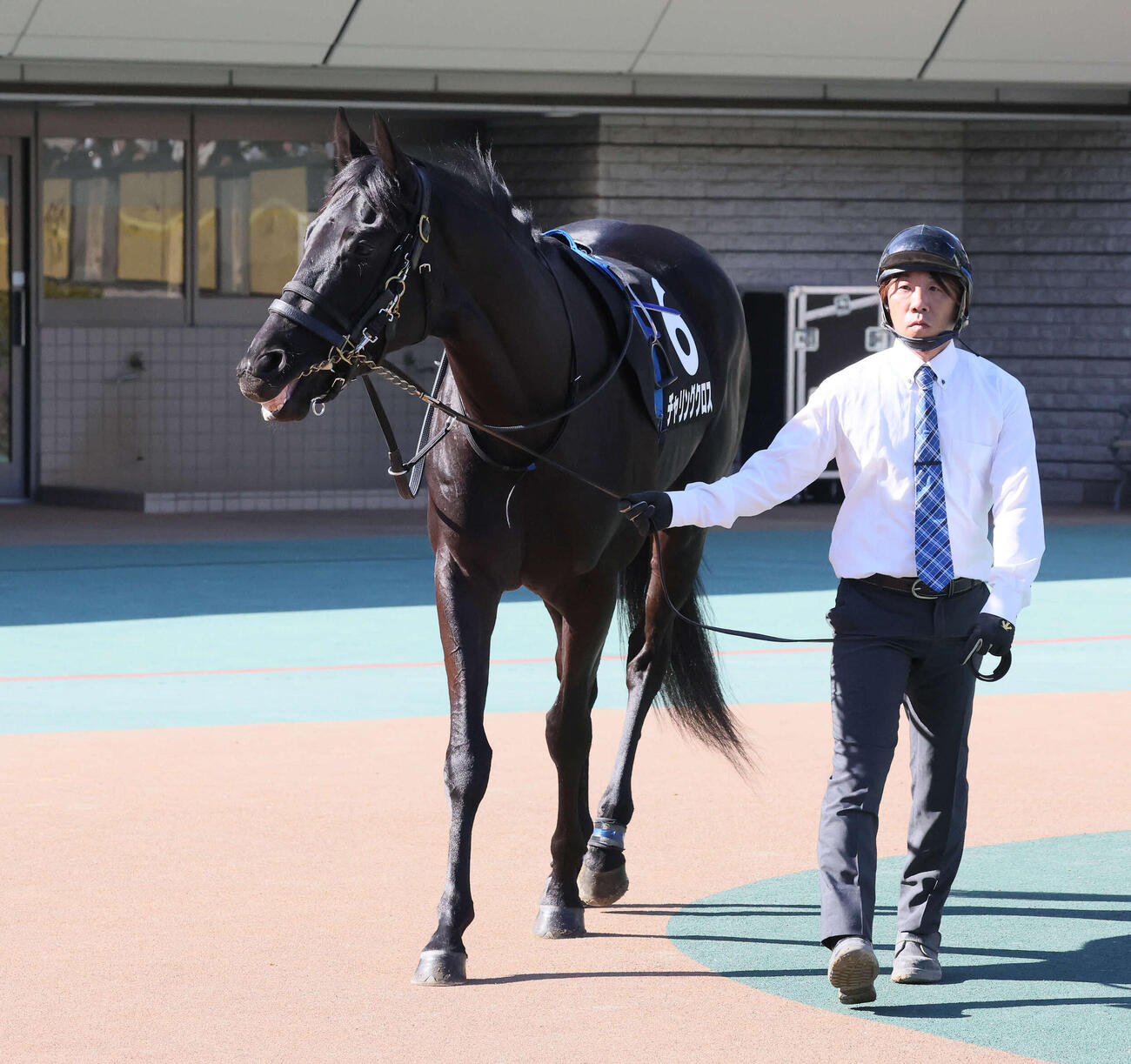 チャリングクロス（2026年2月21日撮影）