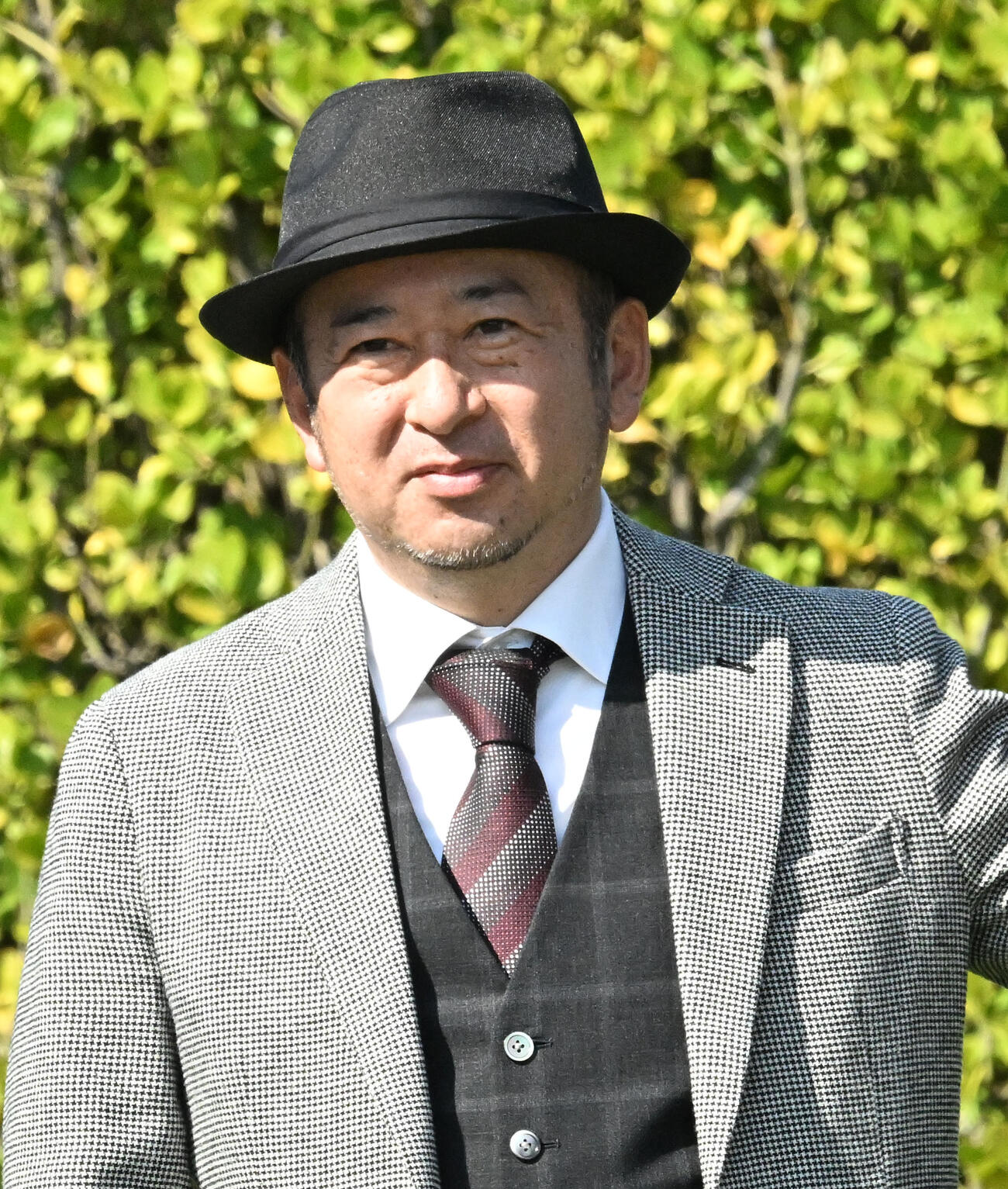 中山8R、ペガサスジャンプSをフォージドブリックと大江原騎手で制した西田師（撮影・千葉一成）