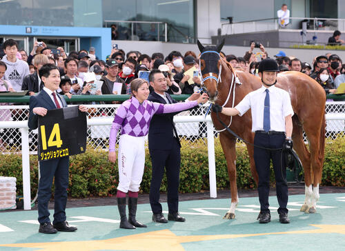 ジュウリョクピエロが快勝、今村聖奈騎手と師弟オークスへ「最後は