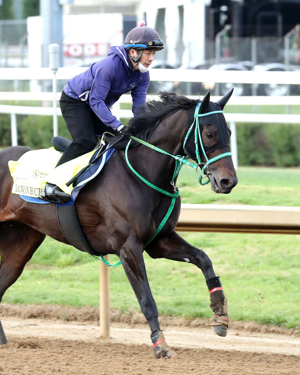 チャーチルダウンズ競馬場で調整するダノンバーボン（C）COADY MEDIA
