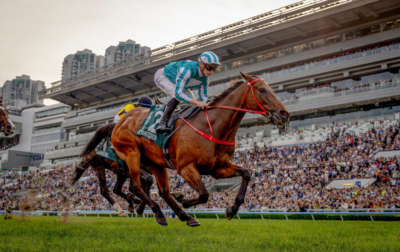 クイーンエリザベス2世Cを制したロマンチックウォリアー（C）The Hong Kong Jockey Club