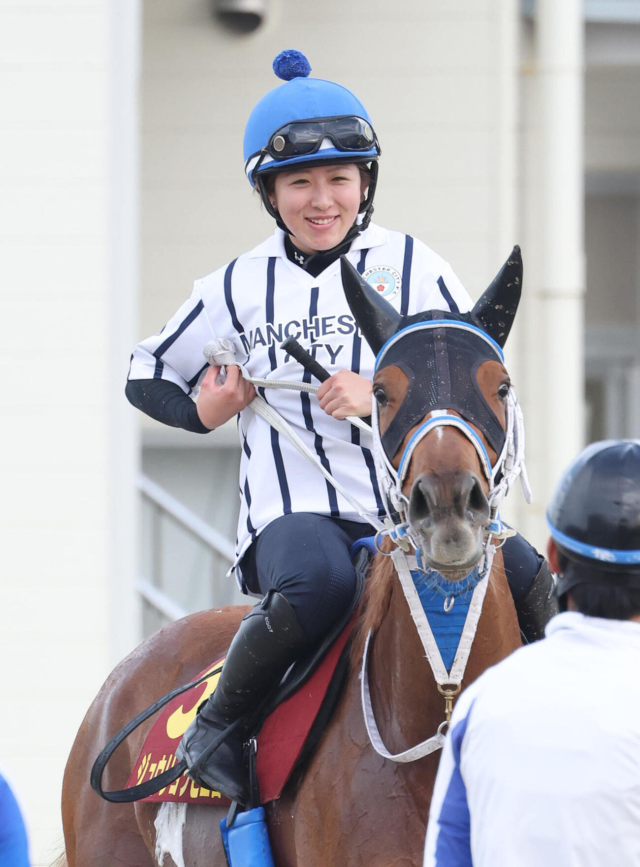 20日、今村聖奈騎手を背に調教から引き揚げるジュウリョクピエロ