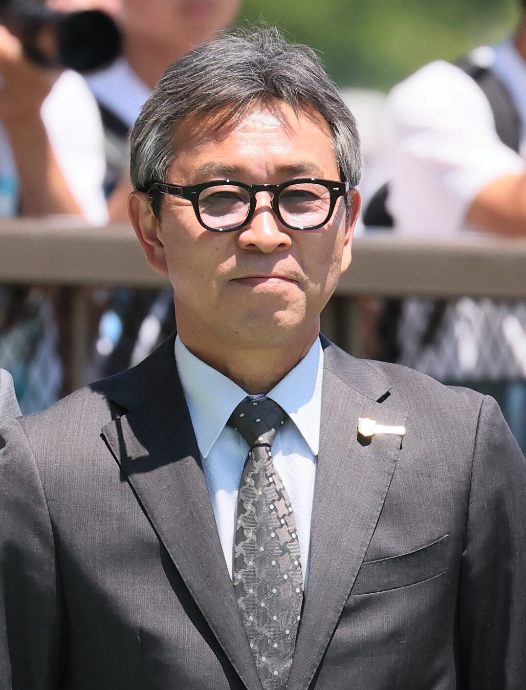 手塚貴久調教師（2026年5月17日撮影）
