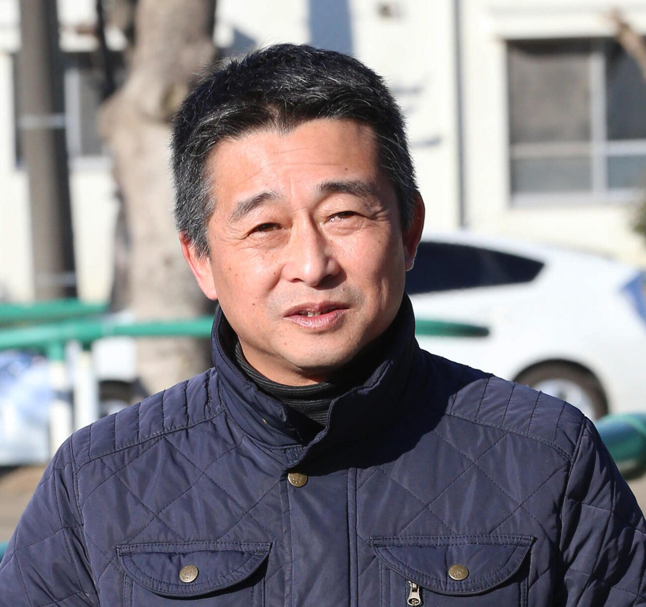 菅原勲調教師（2017年撮影）