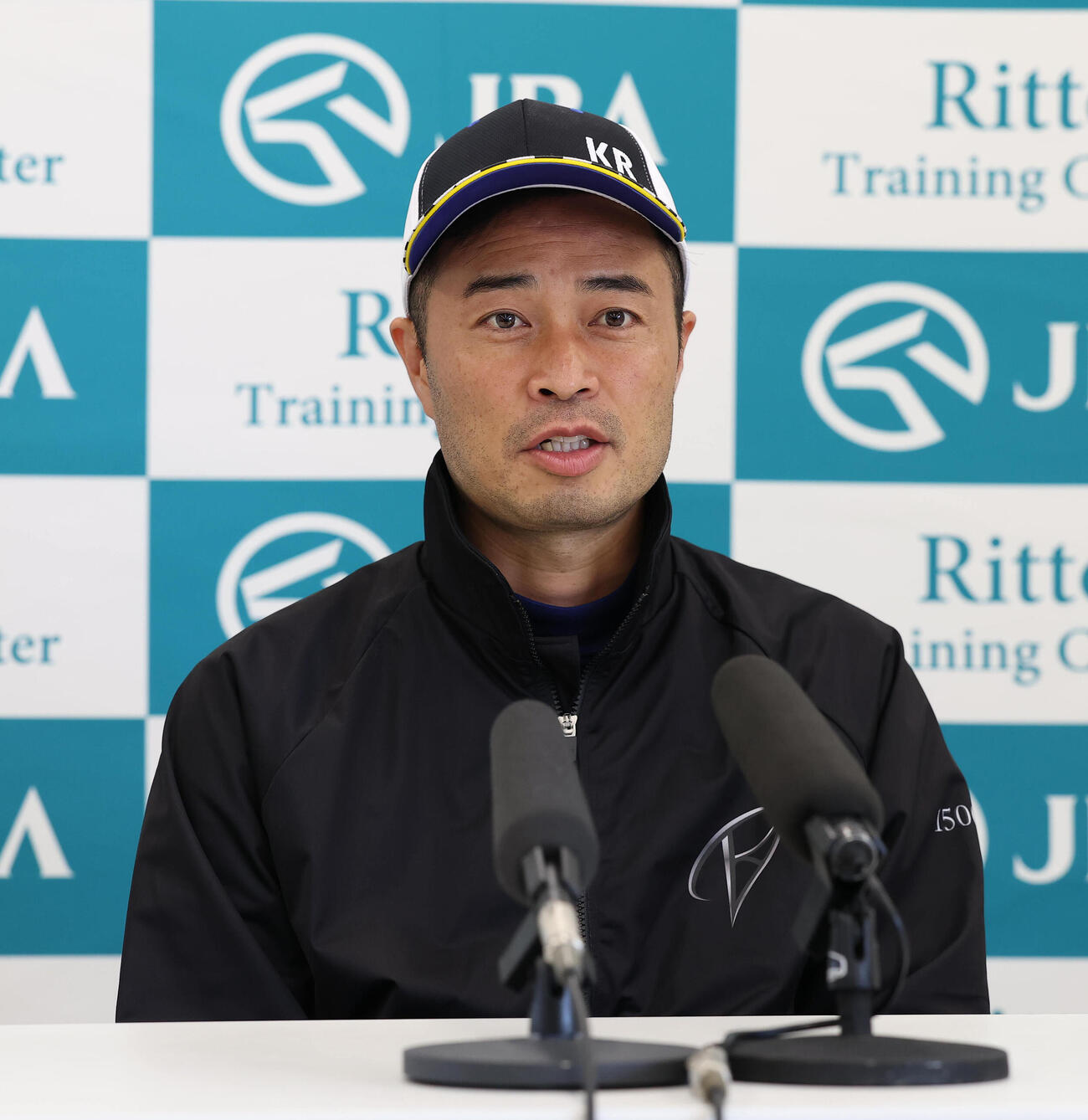 杉山晴紀調教師（2026年6月3日撮影）