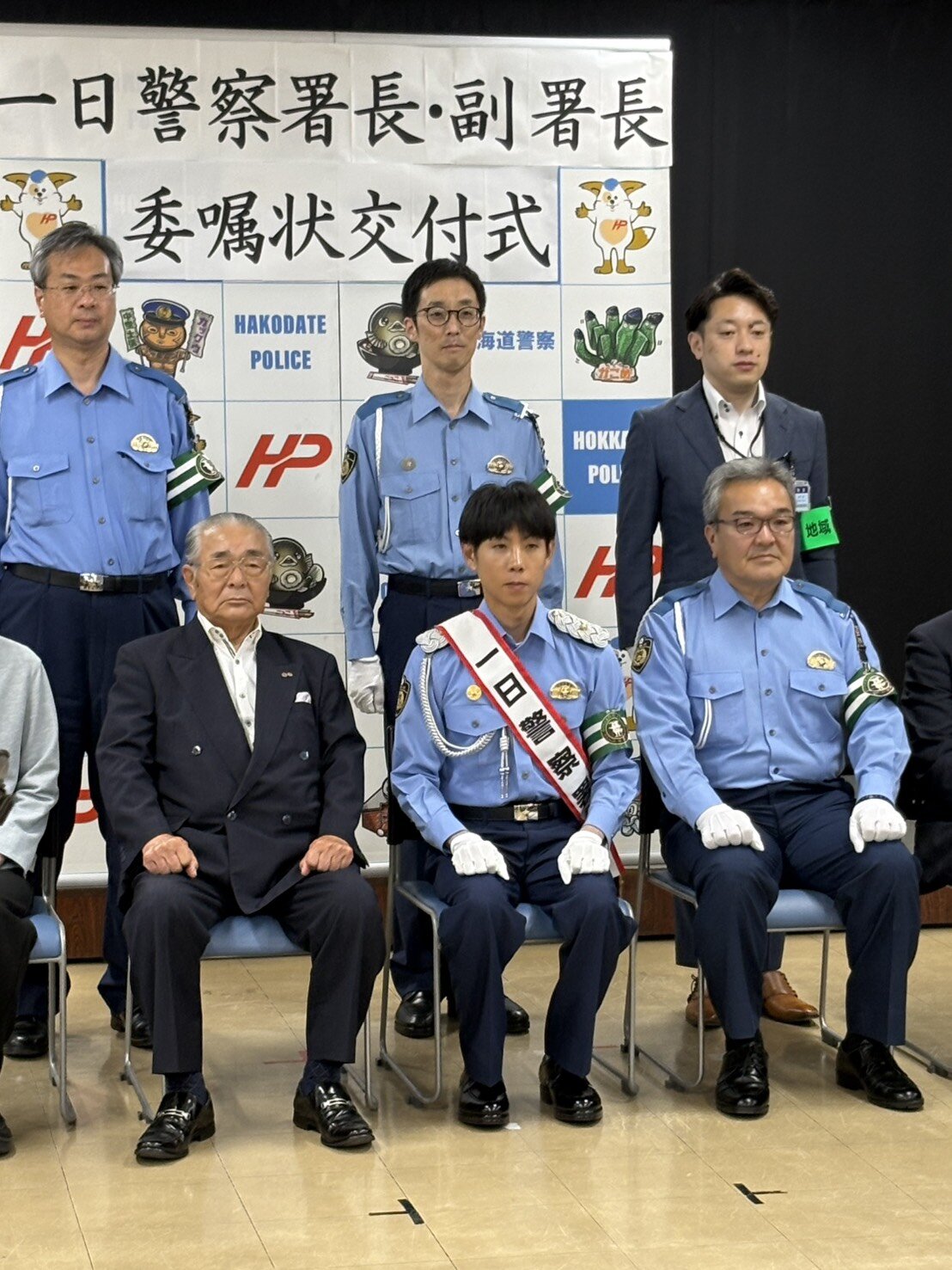 北村友一騎手が函館中央署の一日署長を務めた（撮影・木南友輔）