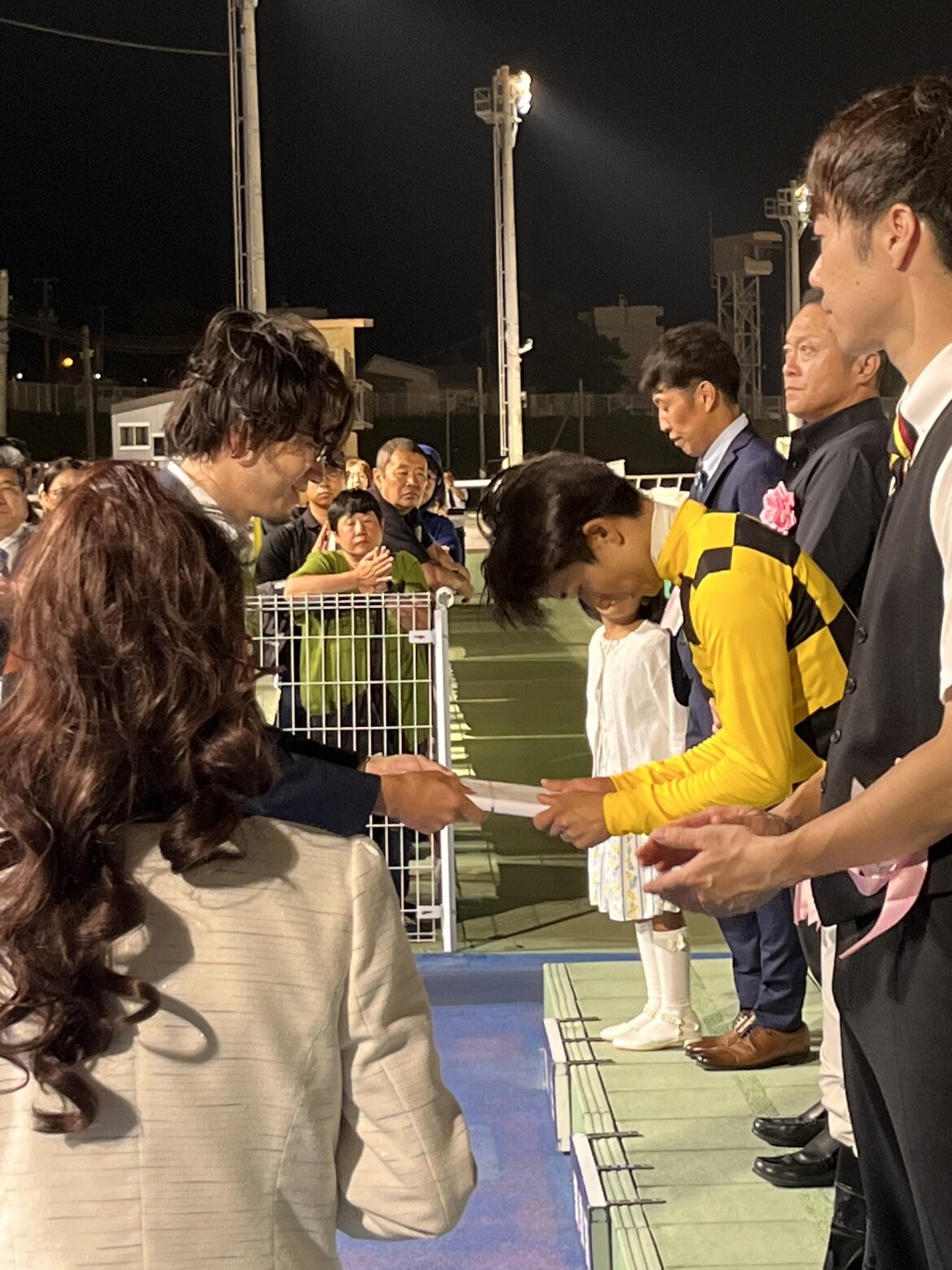 日刊スポーツ賞北海道スプリントCの表彰式の様子