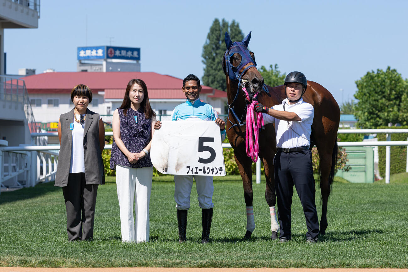 札幌6R、3歳未勝利を勝ち上がったフィエールシャンテとS・ナレドゥ騎手