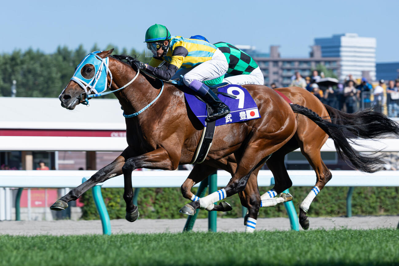 札幌10RのWASJ第1戦を制したアスミルと武豊騎手