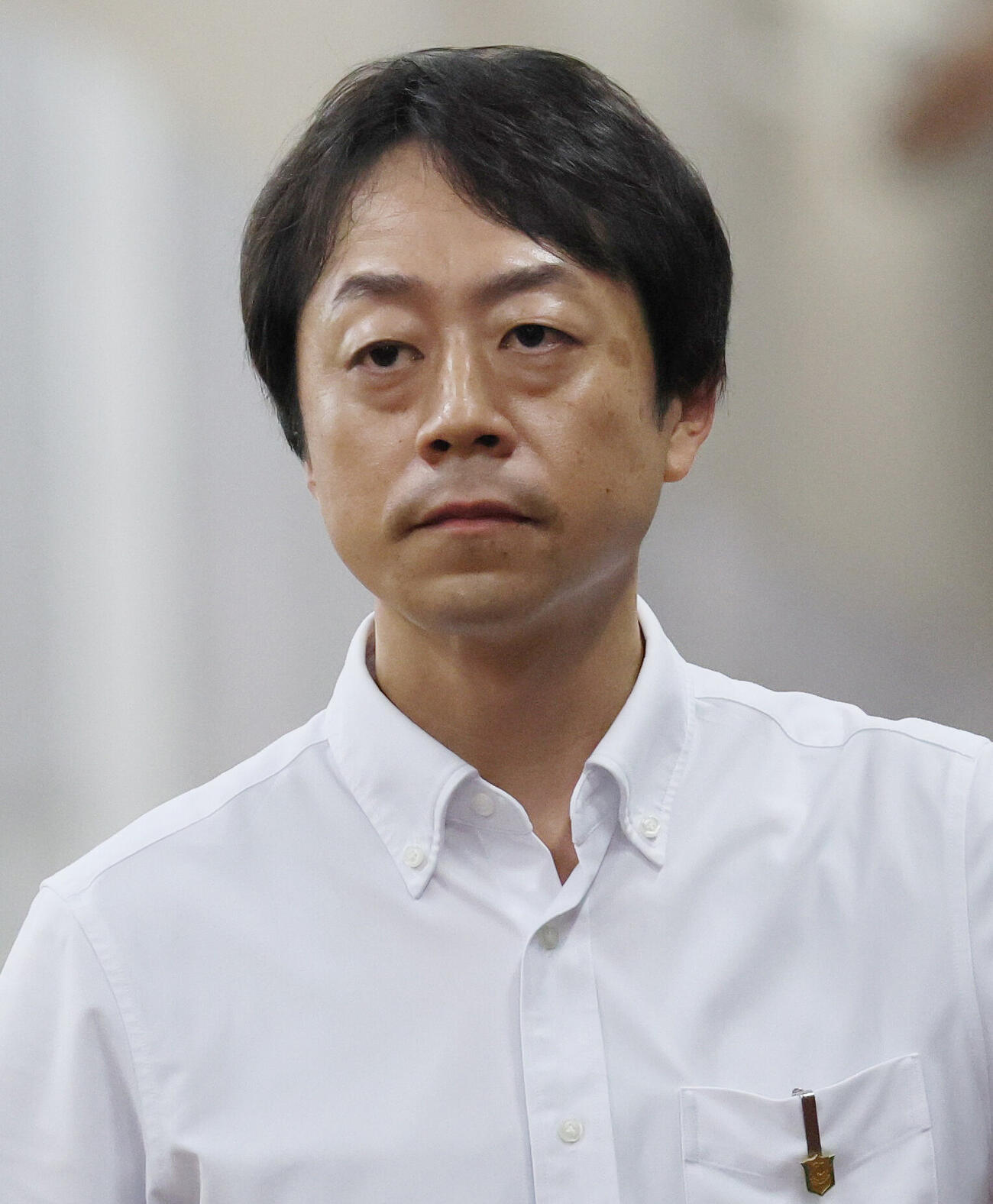 加藤士津八調教師（2026年8月撮影）