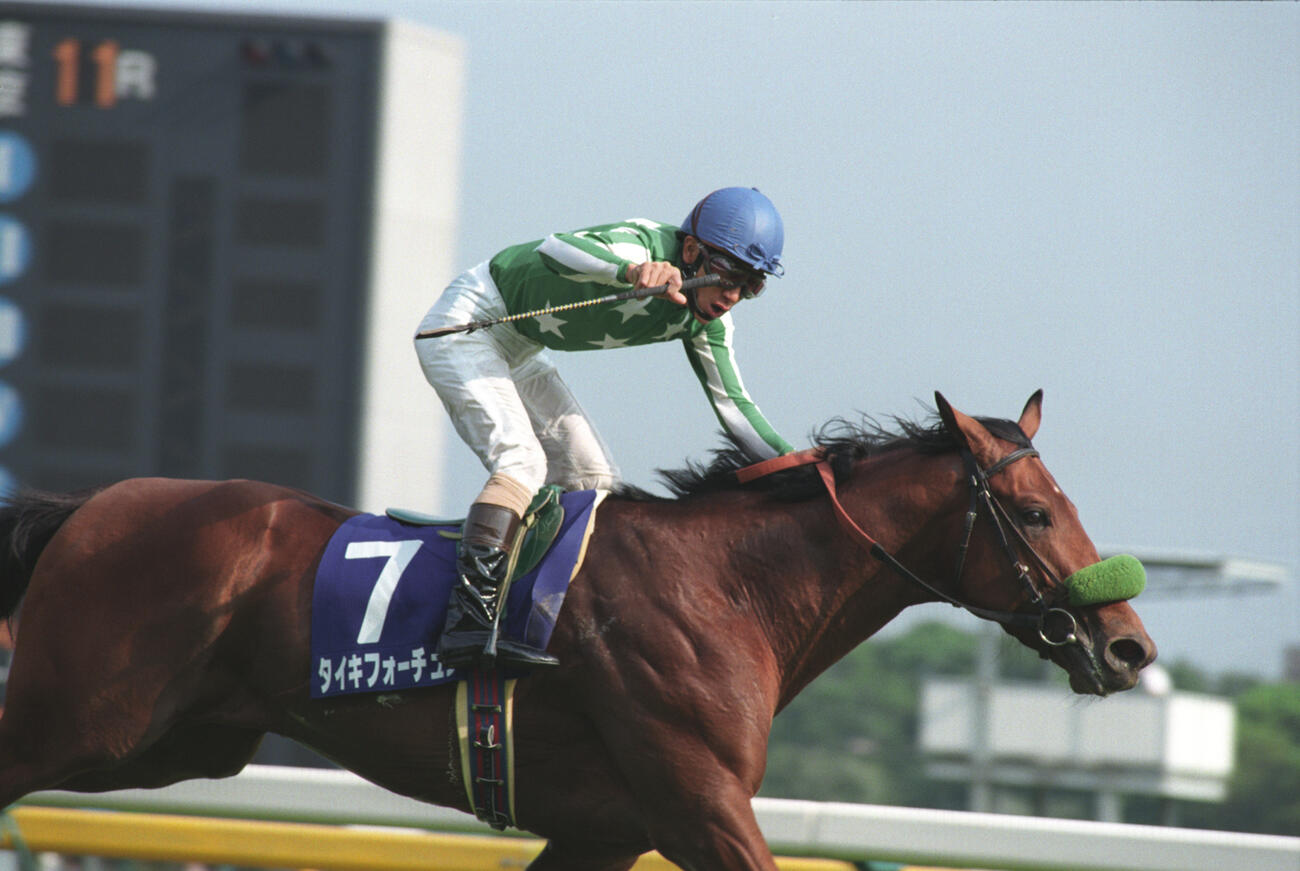96年5月12日、第1回NHKマイルカップを制したタイキフォーチュンと柴田善騎手
