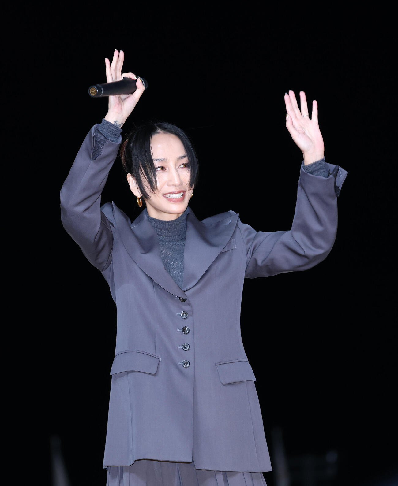 ミニトークショーを行う中島美嘉（撮影・鈴木正人）