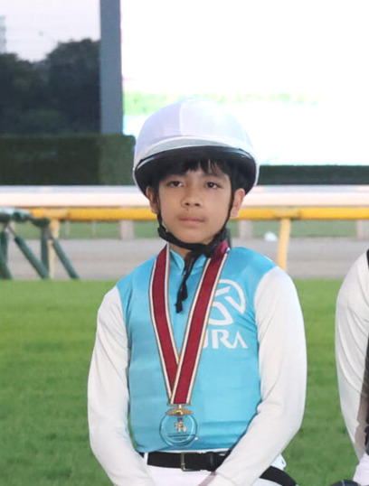 第16回ジョッキーベイビーズ決勝大会に出場した上間裕大さん（撮影・丹羽敏通）