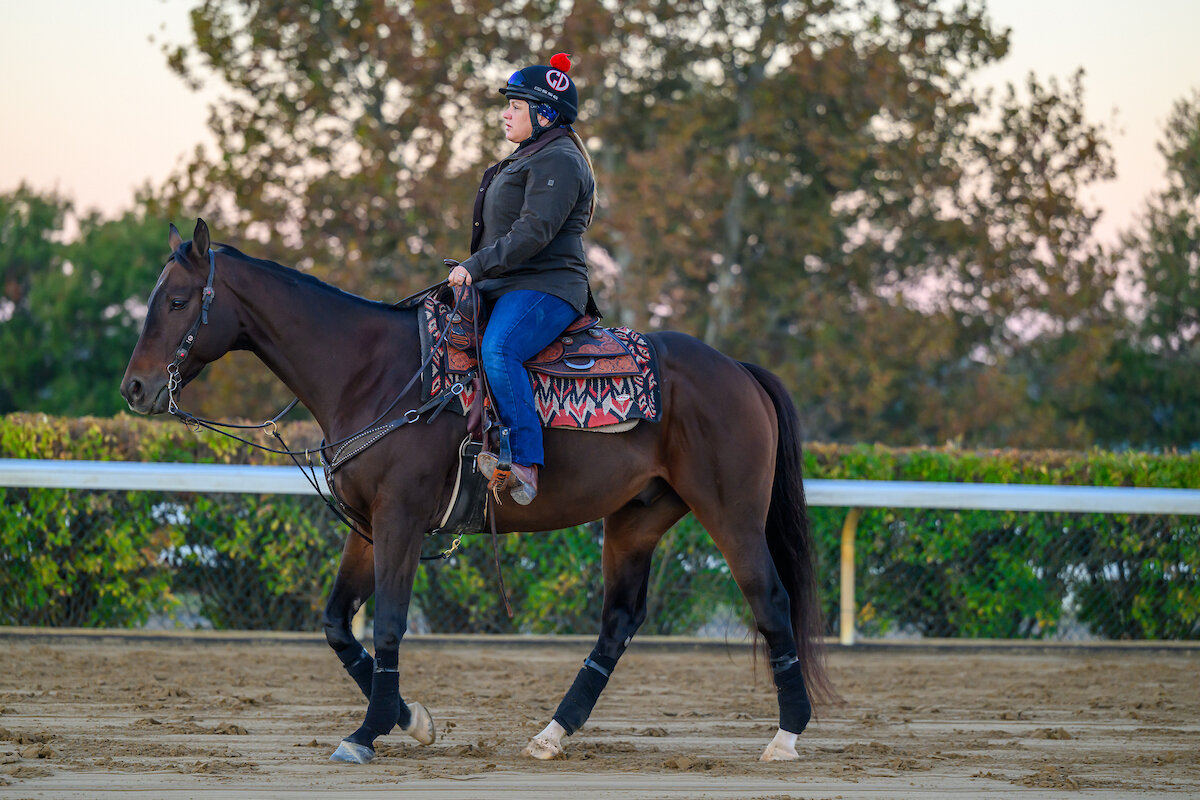 ゴールデンテンポを管理するシェリー・ドゥヴォー調教師（C）Carlos J. Calo／Eclipse Sportswire