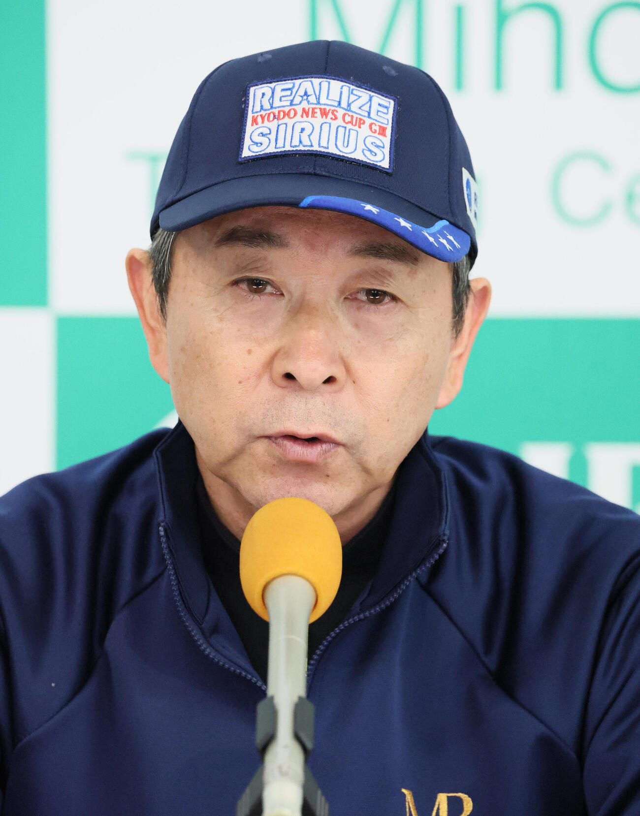 手塚貴久調教師（2026年5月撮影）