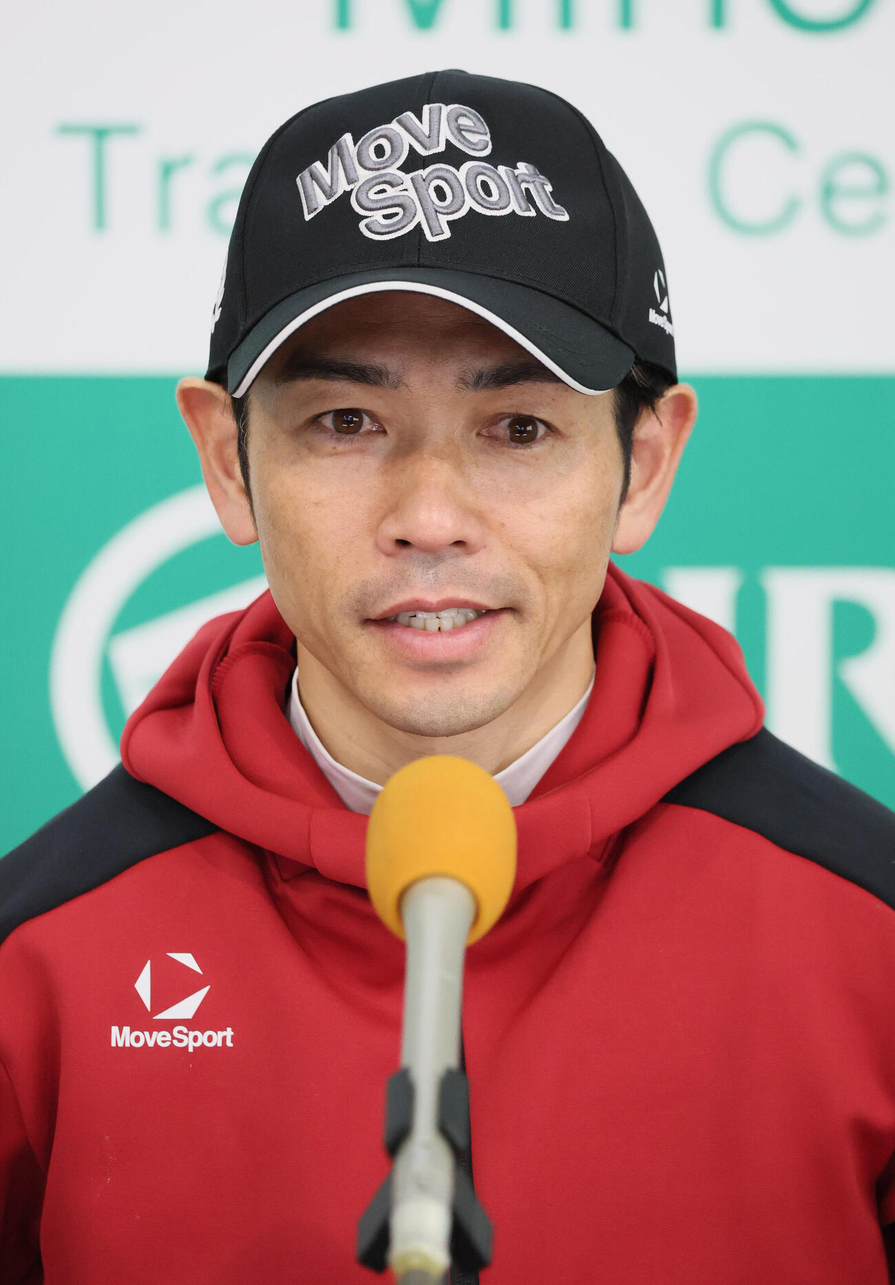 天皇賞・秋で騎乗するダノンデサイルについて記者会見する戸崎圭太騎手（撮影・丹羽敏通）