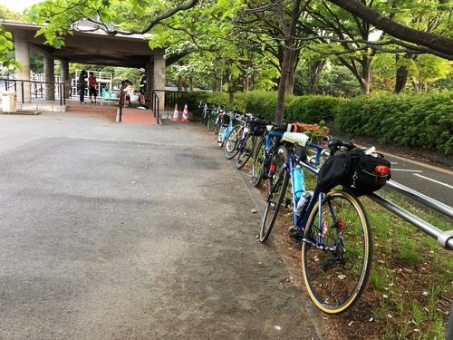 午前５時２１分、駒沢公園にゴール