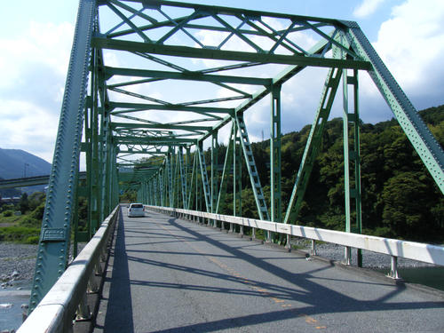 午後２時５２分、富山橋で富士川を渡る