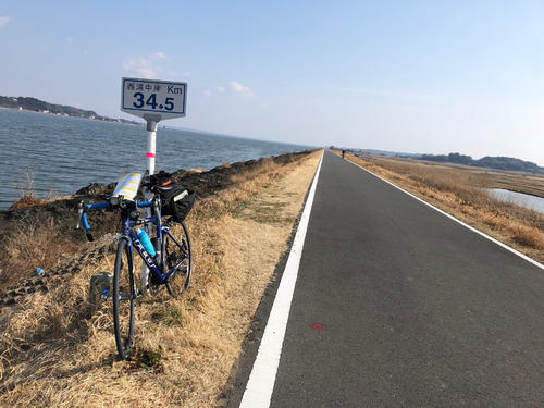 午後1時47分、強烈な向かい風の西浦中岸