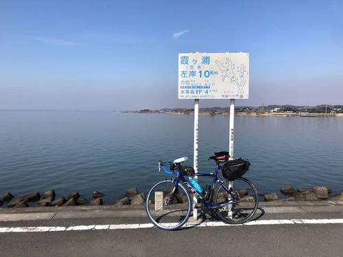 午後0時19分、霞ケ浦 西浦左岸10キロ地点