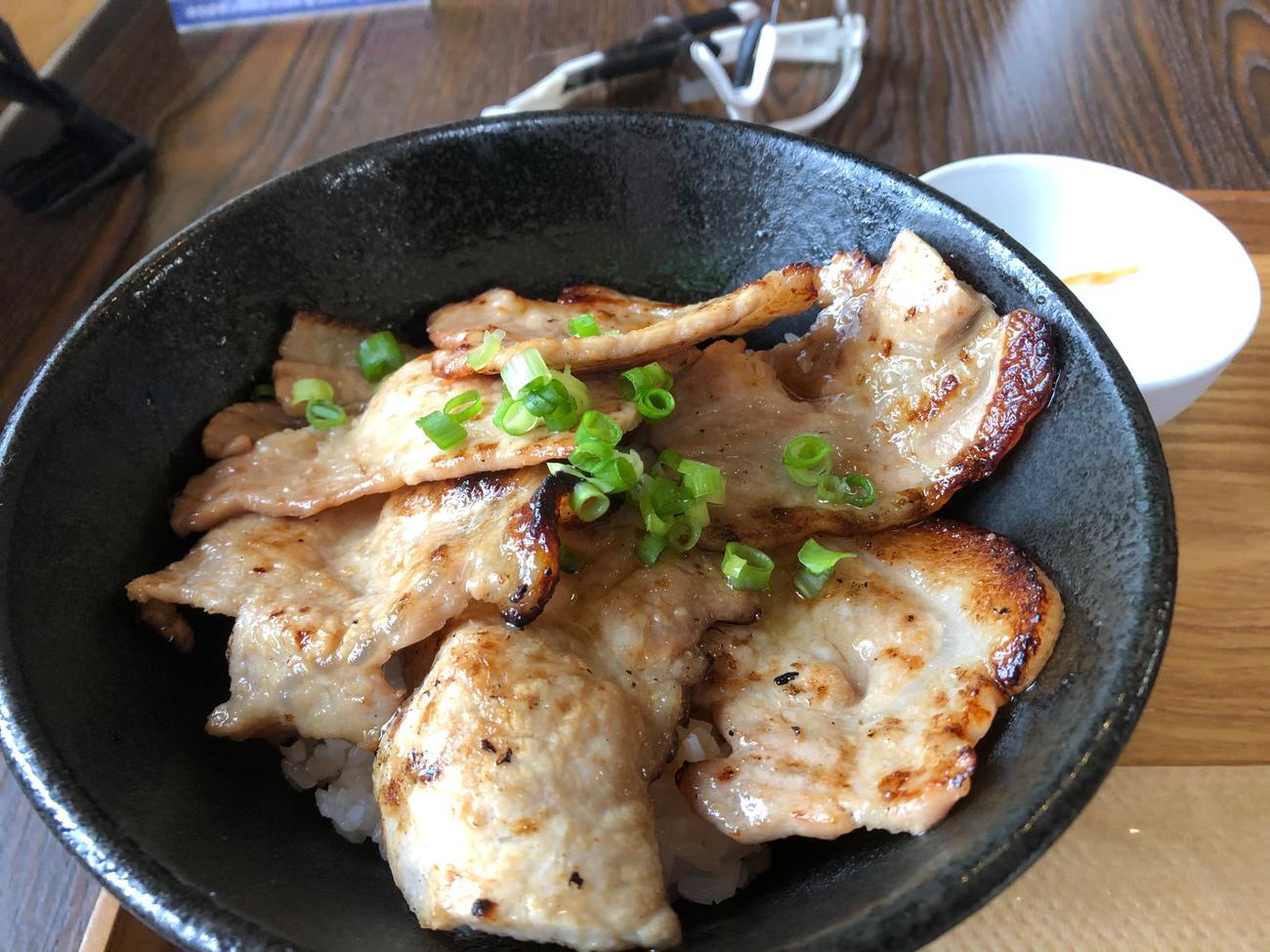 道の駅清川の「豚丼」