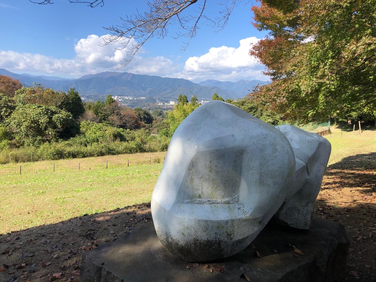 「吠える」