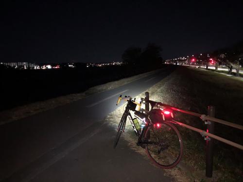 午前5時4分　多摩川サイクリングロード左岸の狛江付近