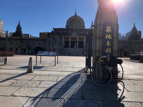 午前9時55分　築地本願寺