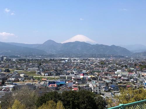 午前11時13分 トンネル抜けると富士山