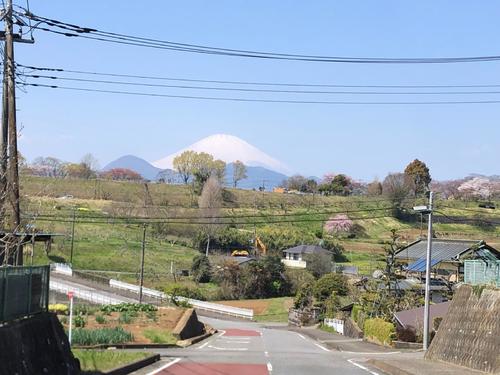 午前11時9分 正面に富士山