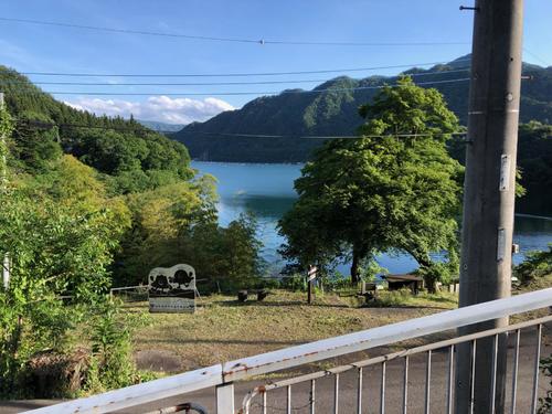 4日午後4時54分　181キロ地点、赤谷湖（群馬・みなかみ町）