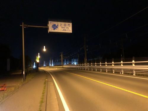 5日午前3時12分　351キロ地点、上田市に入る（長野・上田市）