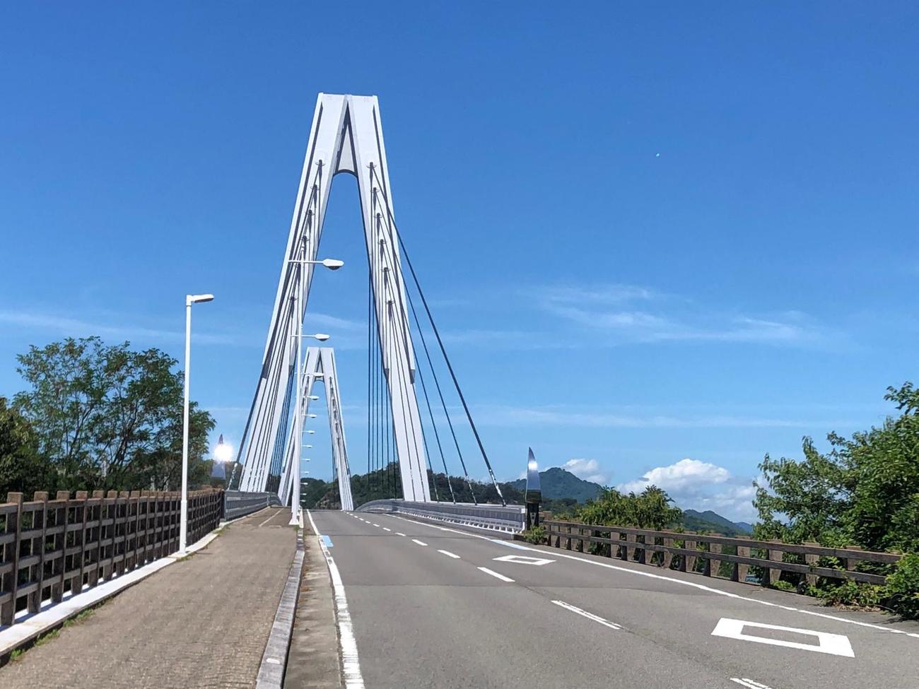 弓削大橋