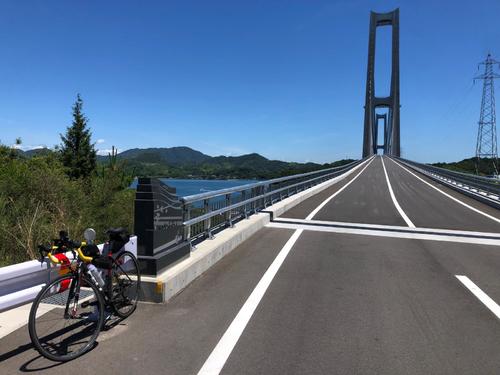 空へと続く岩城橋