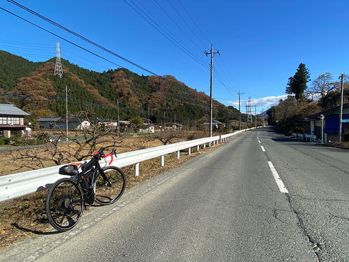 車の少ない裏道は自転車天国