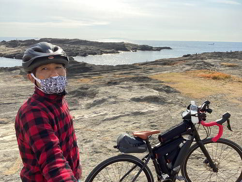 城ケ島の海岸に出た。ここから復路の旅が始まる