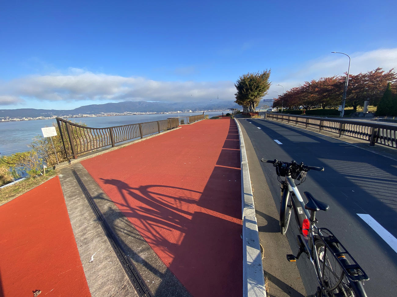 サイクリングロードがあるなしで自転車旅の印象はガラッと変わる