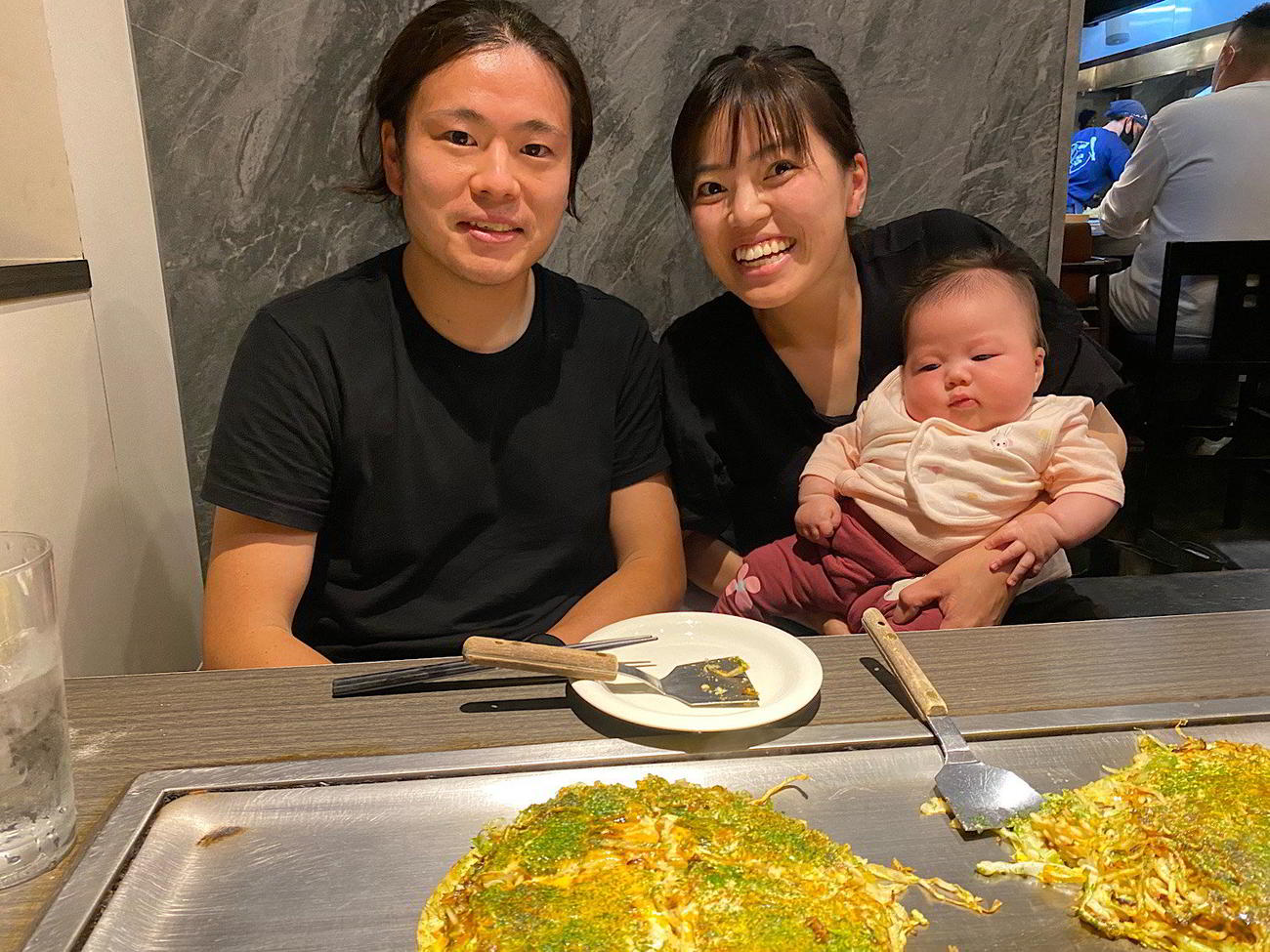 お好み焼きをごちそうしてくれた蒲生夫婦