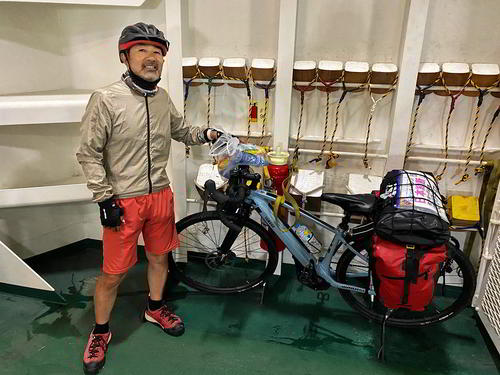 徳島からフェリーに乗って和歌山へ向かった