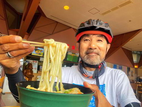 富山湾の名物、白エビ天ぷらのうどんを食べた♫